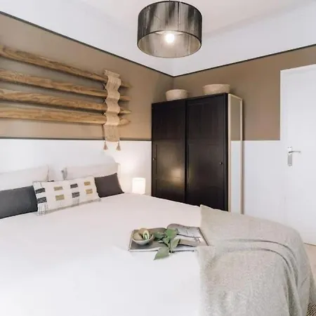 Kananga - 3 Bedroom In Gracia Apartment *
